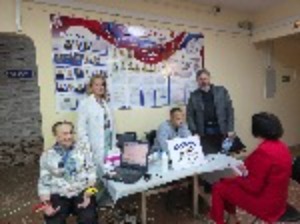 В дни выборов 12 и 13 сентября 2025 г. сотрудники всех лабораторий НИЦ «Арктика» ДВО РАН традиционно развернули свои исследовательские площадки в ДК «Металлист» (избирательный участок № 1)